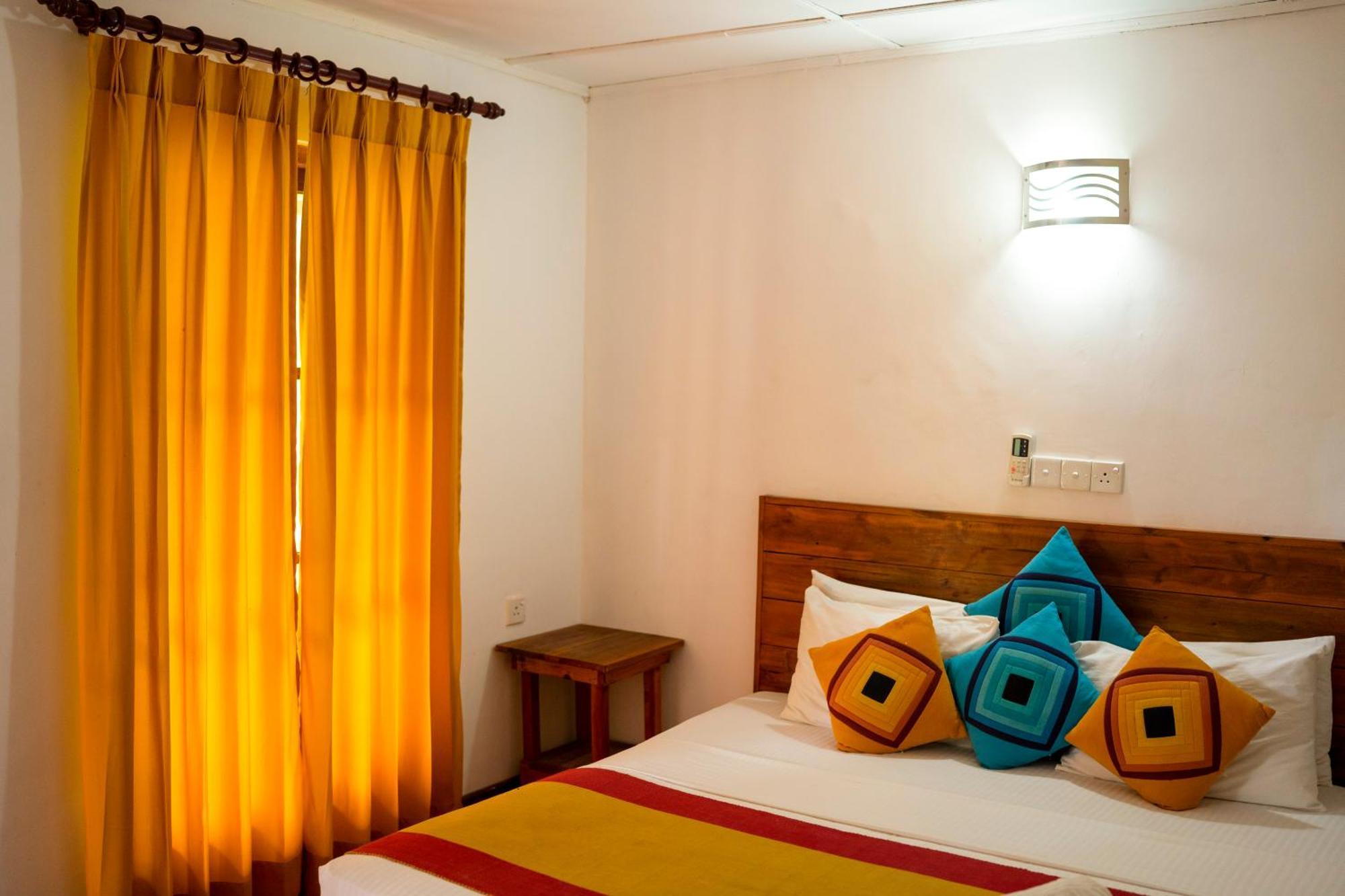 Wild Hut Habarana Bed & Breakfast Luaran gambar