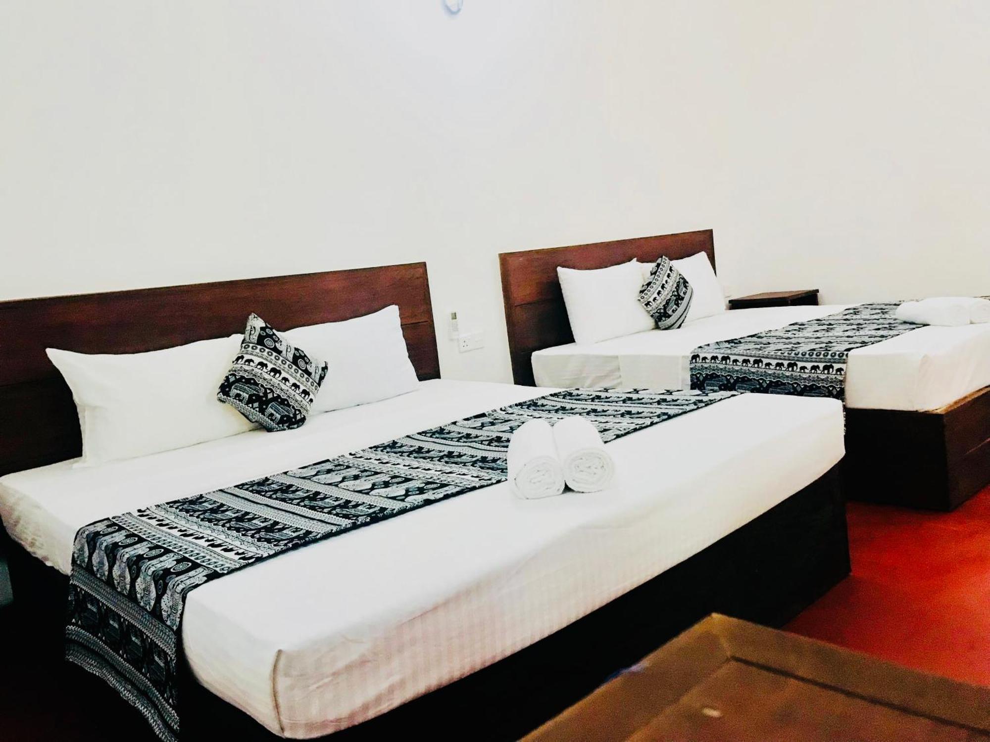 Wild Hut Habarana Bed & Breakfast Luaran gambar